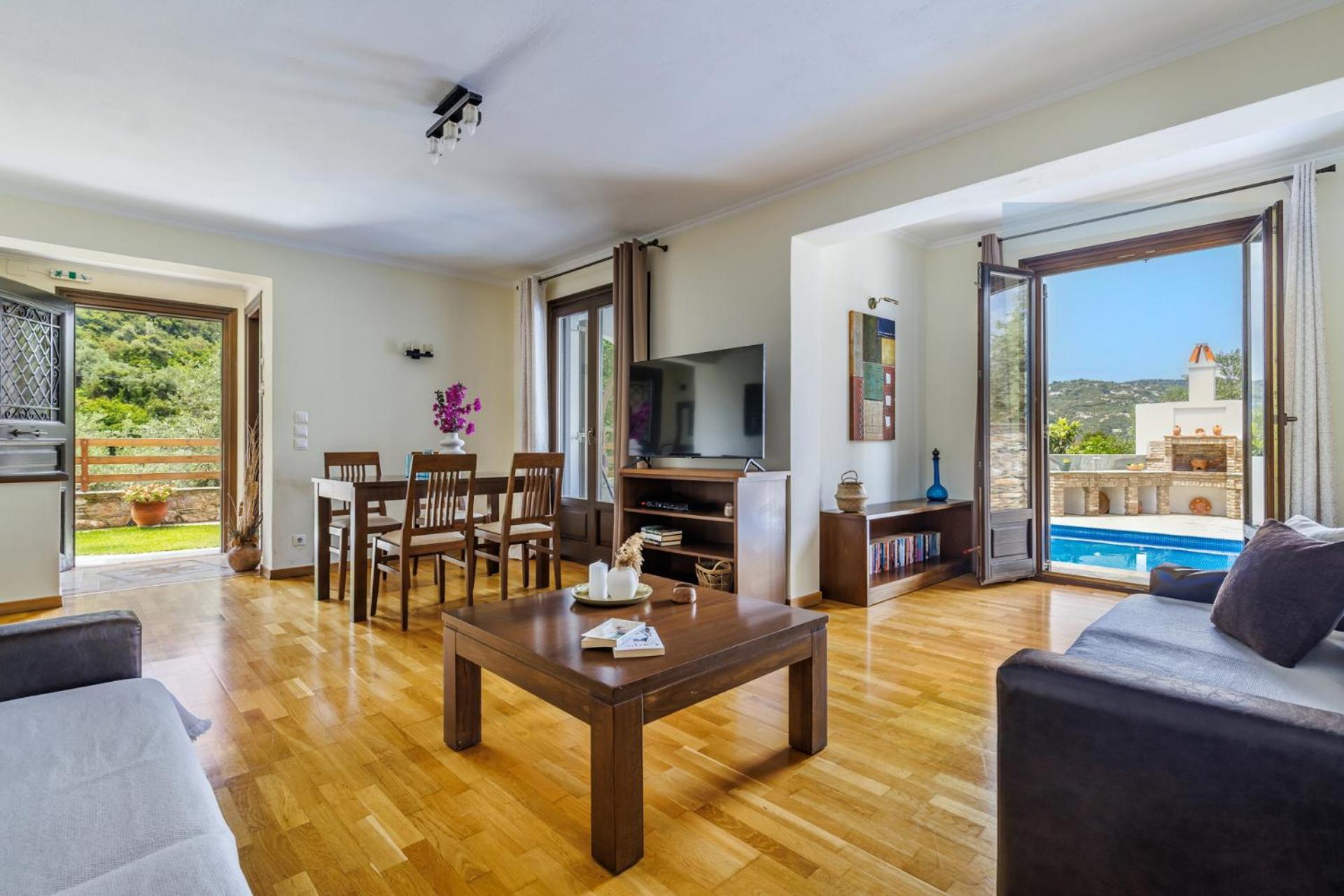 Alexandra'S Villa Skopelos Town Exterior photo